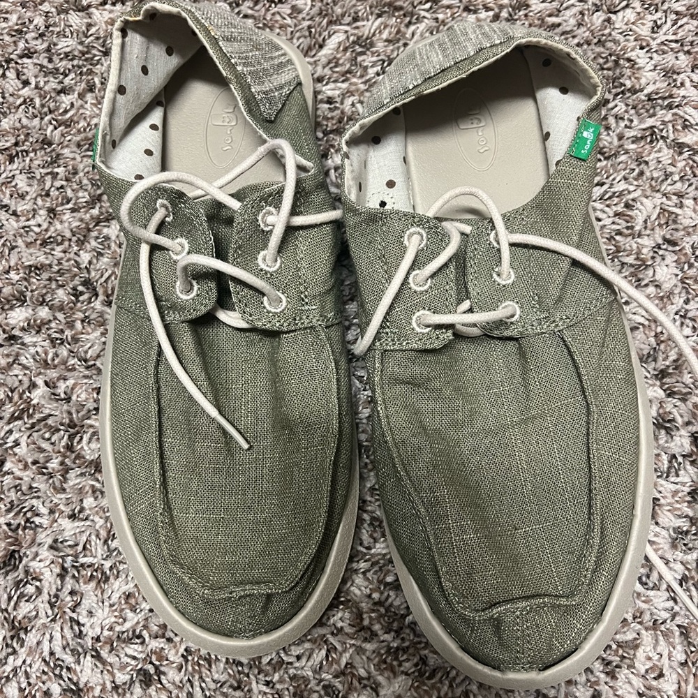 Green Sanuks New without Tags